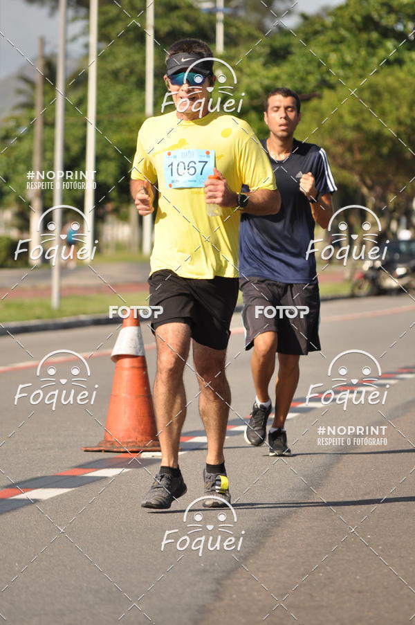 Buy your photos of the event21KES - Meia Maratona do Esprito Santo on Fotop