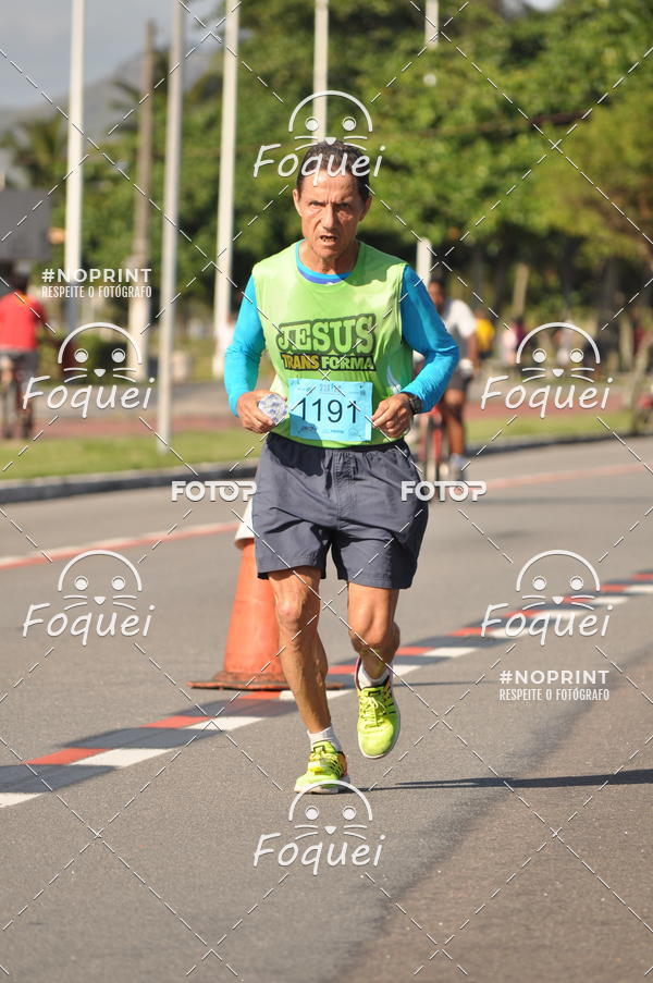 Buy your photos of the event21KES - Meia Maratona do Esprito Santo on Fotop