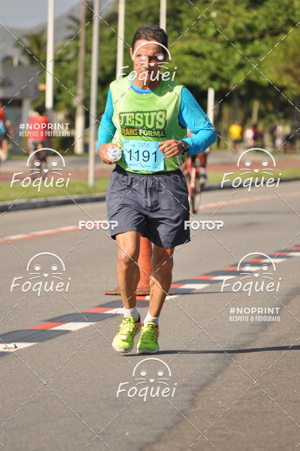 Buy your photos of the event21KES - Meia Maratona do Esprito Santo on Fotop
