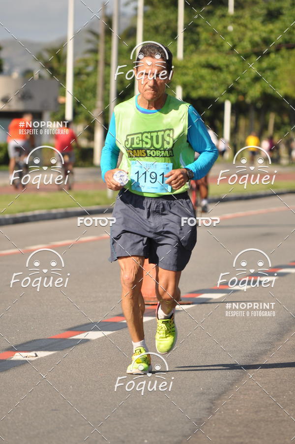 Buy your photos of the event21KES - Meia Maratona do Esprito Santo on Fotop
