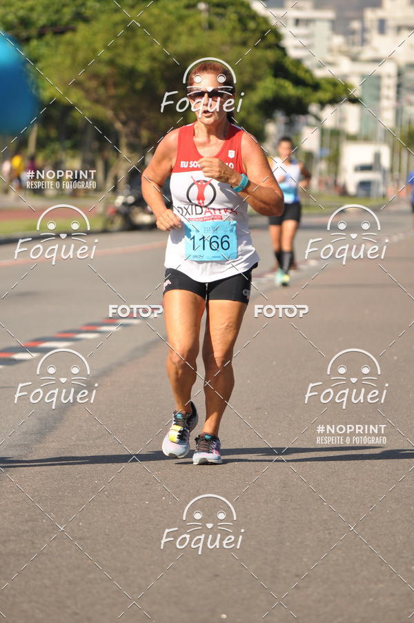 Buy your photos of the event21KES - Meia Maratona do Esprito Santo on Fotop
