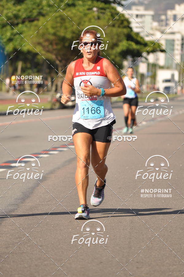 Buy your photos of the event21KES - Meia Maratona do Esprito Santo on Fotop