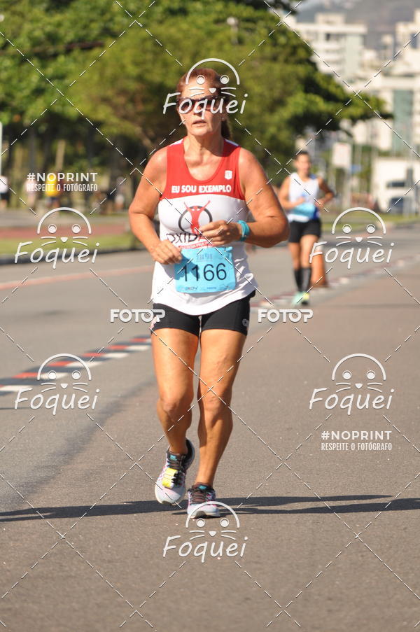 Buy your photos of the event21KES - Meia Maratona do Esprito Santo on Fotop