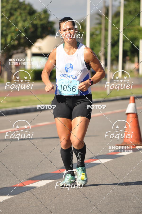 Buy your photos of the event21KES - Meia Maratona do Esprito Santo on Fotop