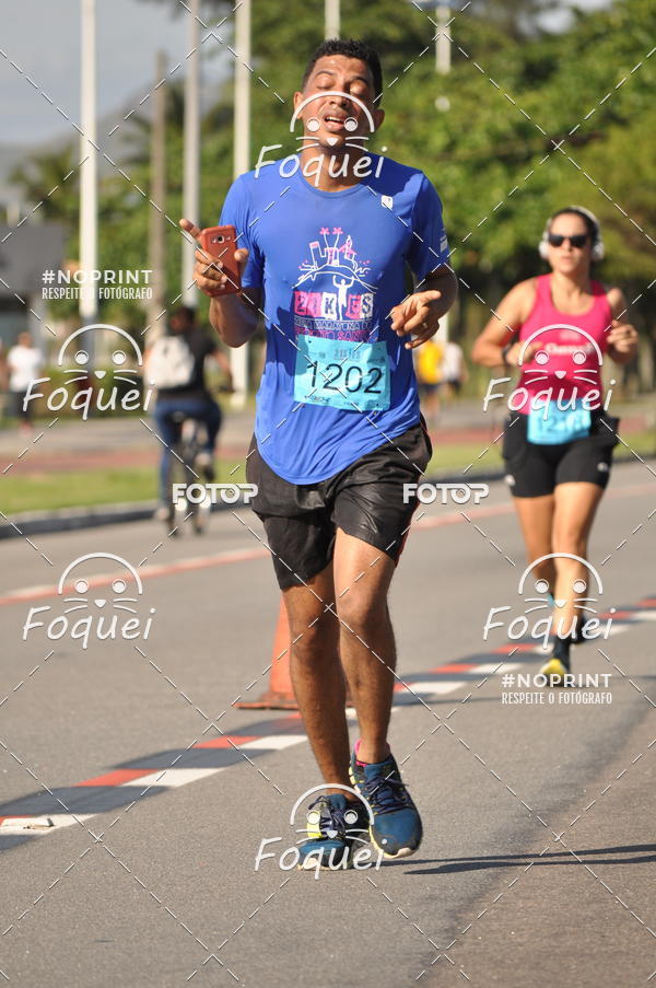 Buy your photos of the event21KES - Meia Maratona do Esprito Santo on Fotop