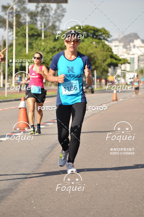 Buy your photos of the event21KES - Meia Maratona do Esprito Santo on Fotop