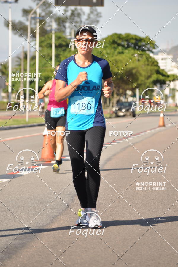 Buy your photos of the event21KES - Meia Maratona do Esprito Santo on Fotop
