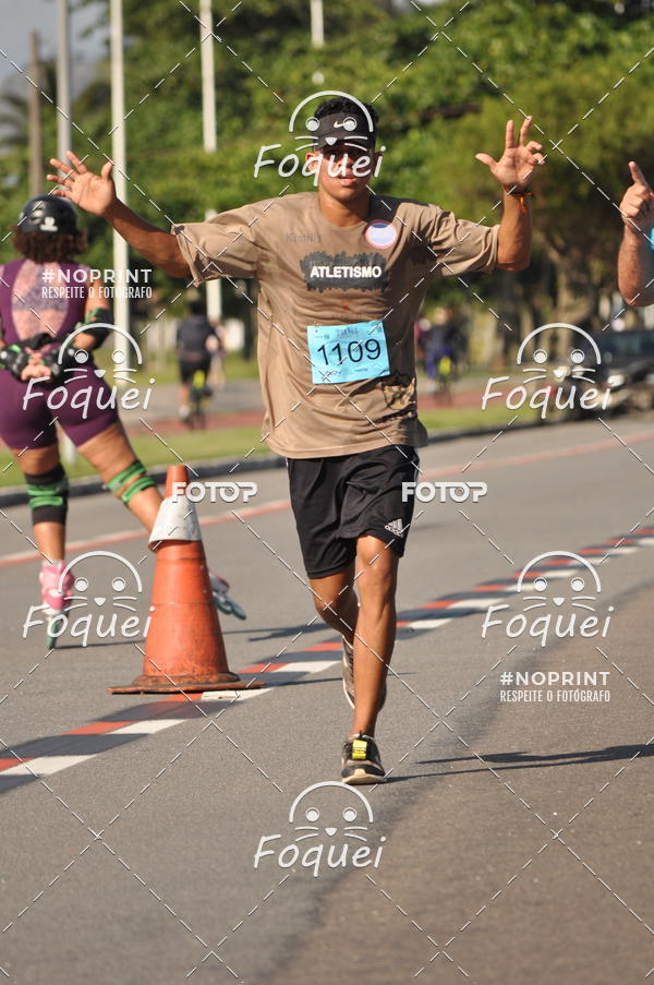 Buy your photos of the event21KES - Meia Maratona do Esprito Santo on Fotop