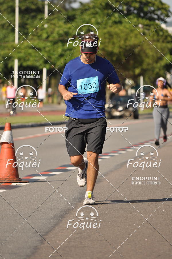 Buy your photos of the event21KES - Meia Maratona do Esprito Santo on Fotop