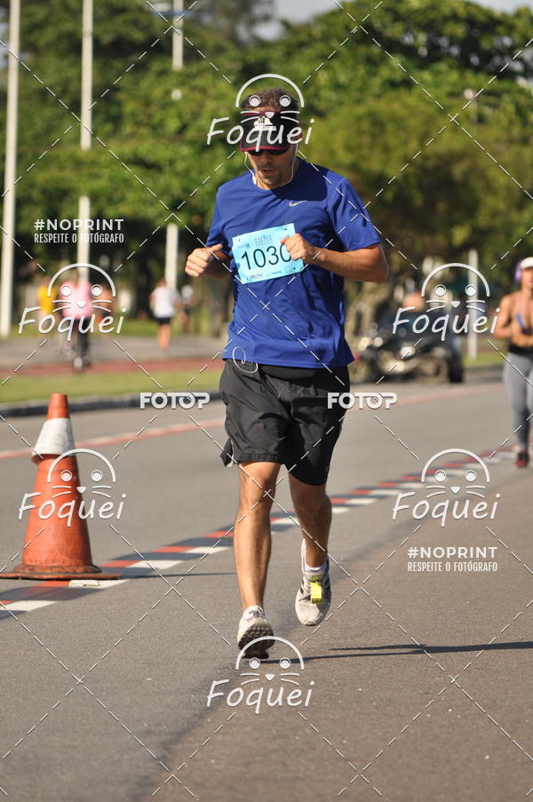 Buy your photos of the event21KES - Meia Maratona do Esprito Santo on Fotop