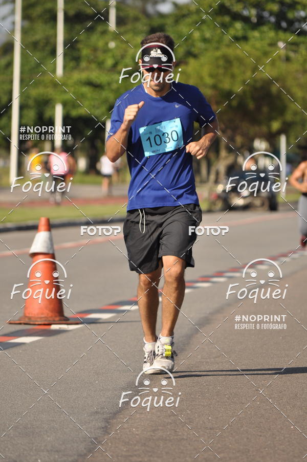 Buy your photos of the event21KES - Meia Maratona do Esprito Santo on Fotop