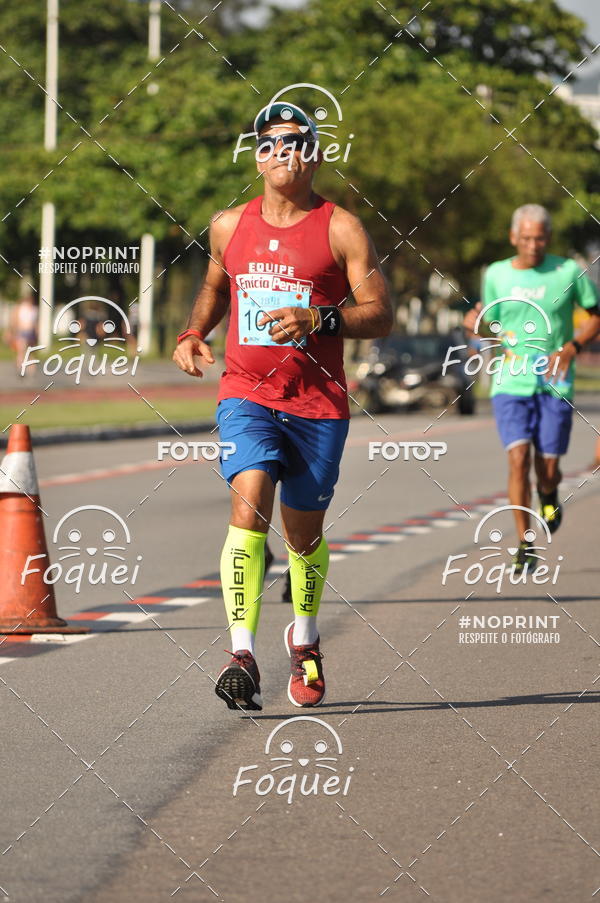 Buy your photos of the event21KES - Meia Maratona do Esprito Santo on Fotop