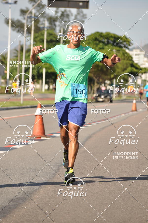Buy your photos of the event21KES - Meia Maratona do Esprito Santo on Fotop