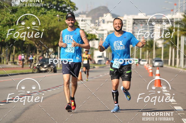 Buy your photos of the event21KES - Meia Maratona do Esprito Santo on Fotop
