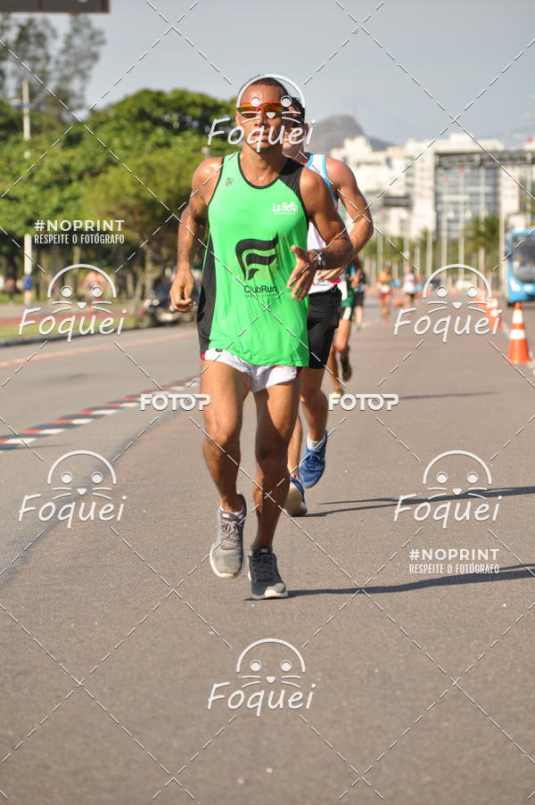 Buy your photos of the event21KES - Meia Maratona do Esprito Santo on Fotop