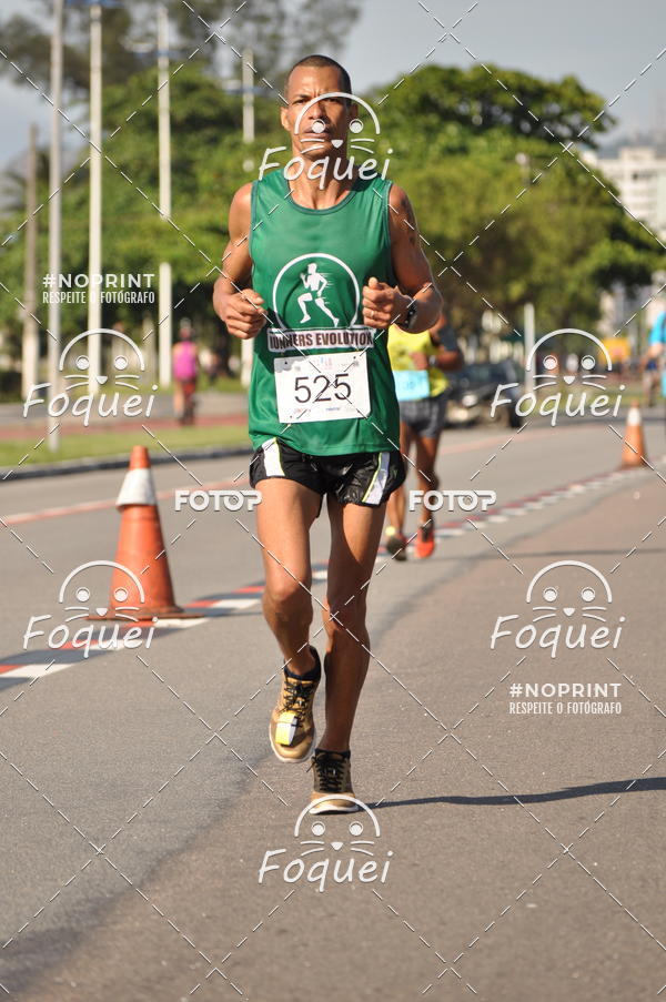 Buy your photos of the event21KES - Meia Maratona do Esprito Santo on Fotop