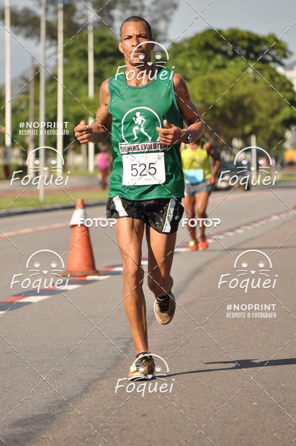 Buy your photos of the event21KES - Meia Maratona do Esprito Santo on Fotop