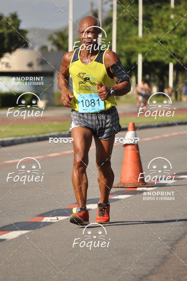 Buy your photos of the event21KES - Meia Maratona do Esprito Santo on Fotop