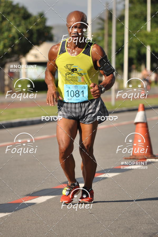 Buy your photos of the event21KES - Meia Maratona do Esprito Santo on Fotop