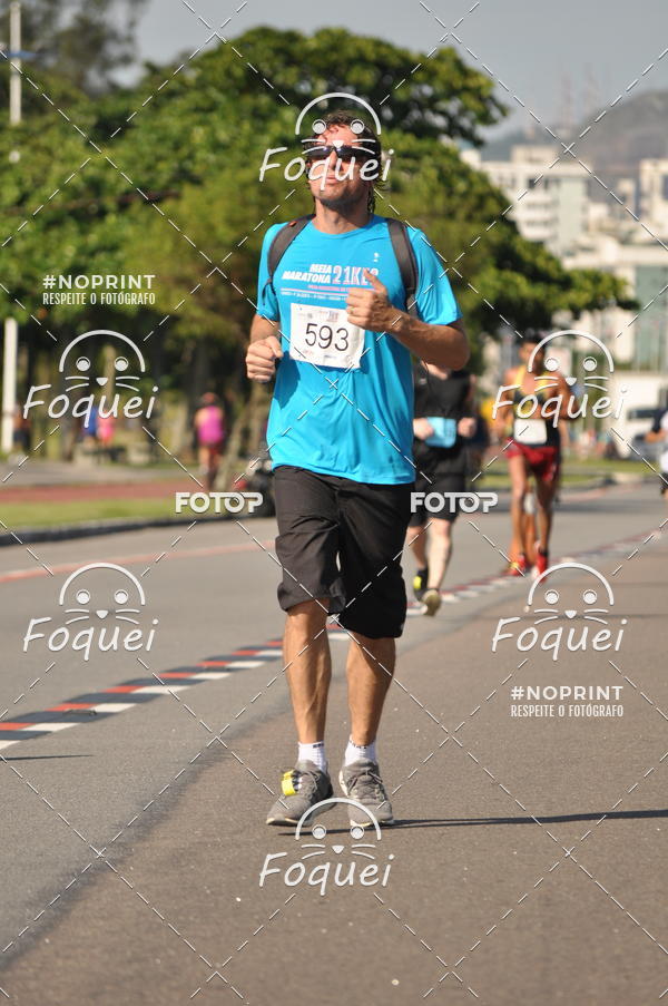 Buy your photos of the event21KES - Meia Maratona do Esprito Santo on Fotop