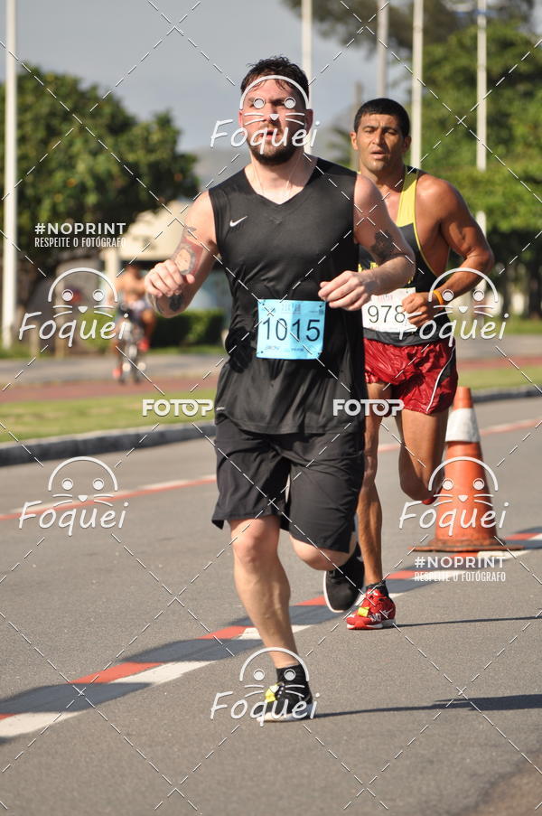 Buy your photos of the event21KES - Meia Maratona do Esprito Santo on Fotop