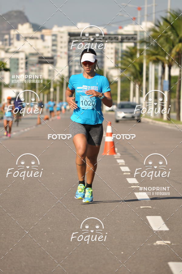 Buy your photos of the event21KES - Meia Maratona do Esprito Santo on Fotop