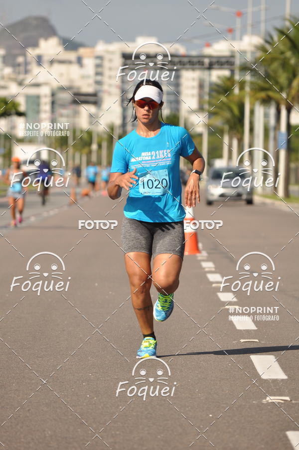 Buy your photos of the event21KES - Meia Maratona do Esprito Santo on Fotop