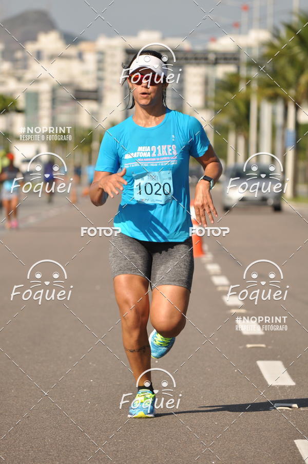 Buy your photos of the event21KES - Meia Maratona do Esprito Santo on Fotop
