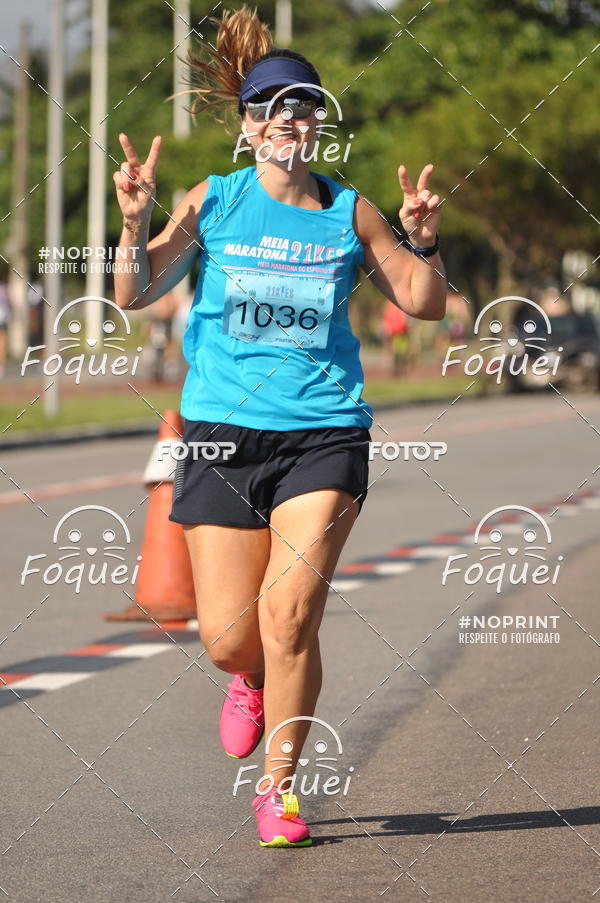 Buy your photos of the event21KES - Meia Maratona do Esprito Santo on Fotop
