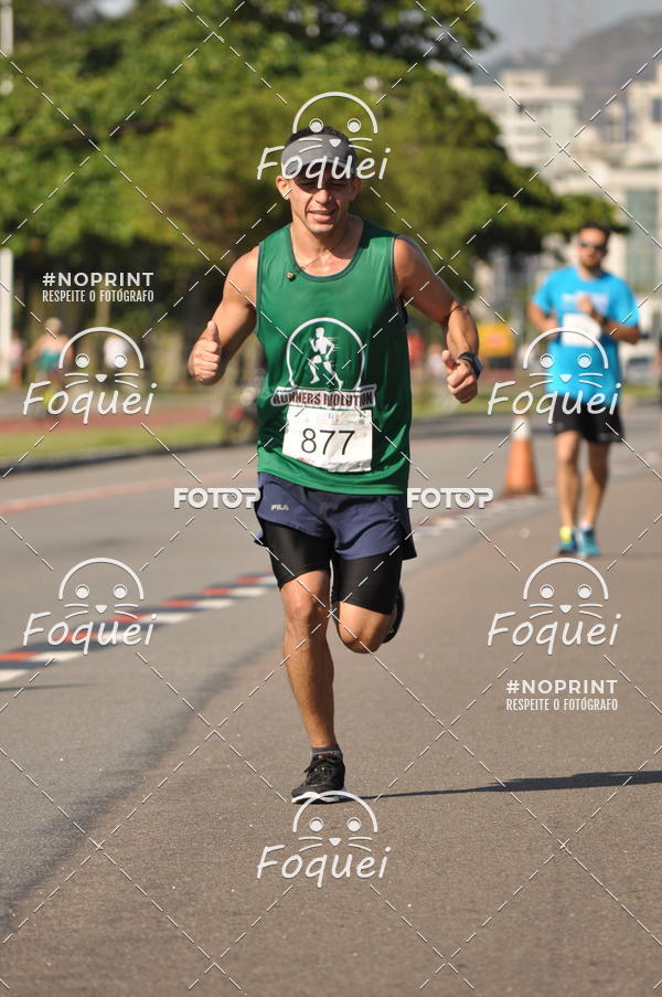 Buy your photos of the event21KES - Meia Maratona do Esprito Santo on Fotop