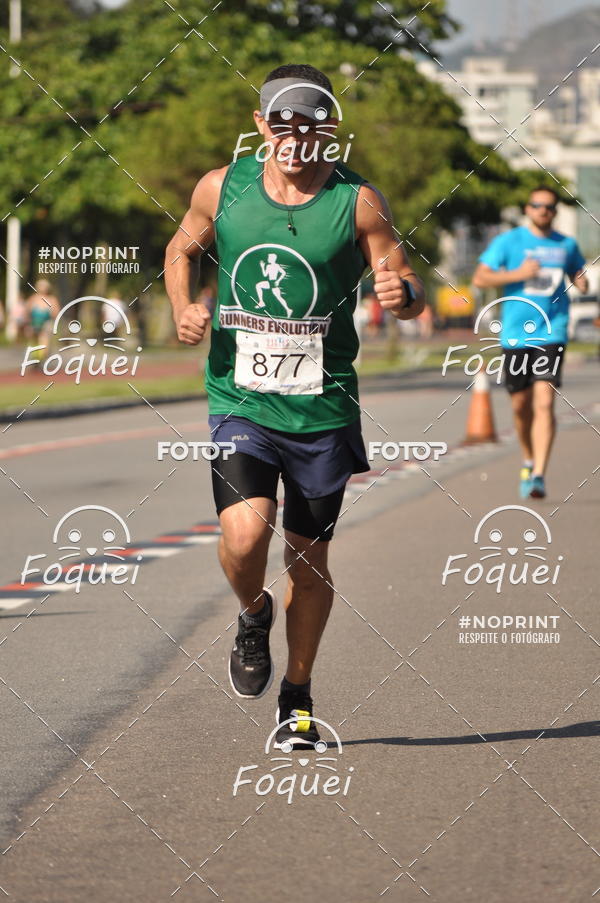 Buy your photos of the event21KES - Meia Maratona do Esprito Santo on Fotop