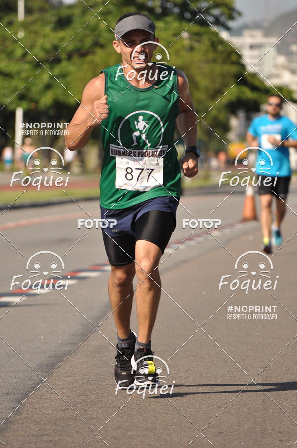 Buy your photos of the event21KES - Meia Maratona do Esprito Santo on Fotop