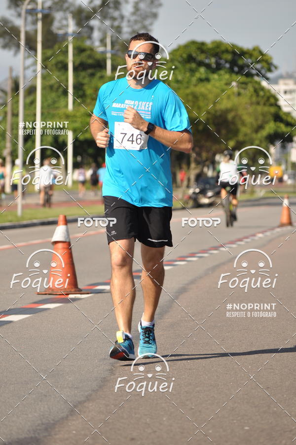 Buy your photos of the event21KES - Meia Maratona do Esprito Santo on Fotop