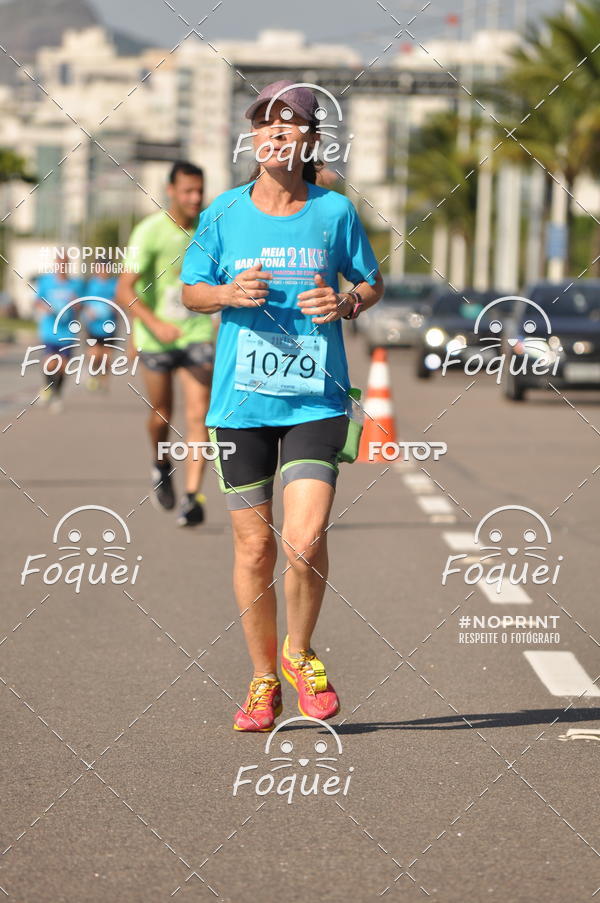 Buy your photos of the event21KES - Meia Maratona do Esprito Santo on Fotop