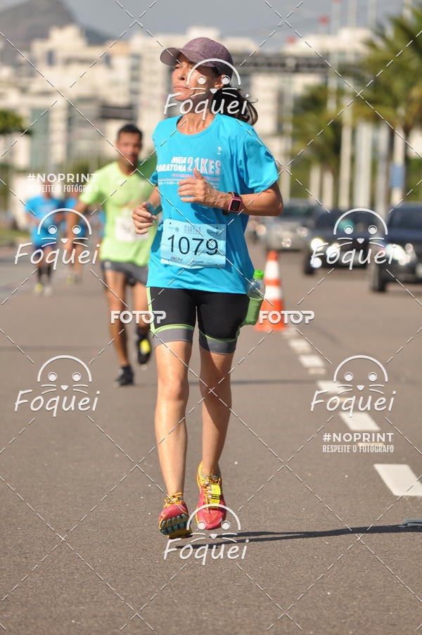 Buy your photos of the event21KES - Meia Maratona do Esprito Santo on Fotop