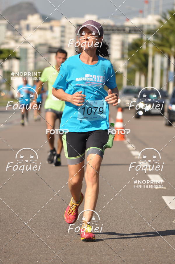 Buy your photos of the event21KES - Meia Maratona do Esprito Santo on Fotop