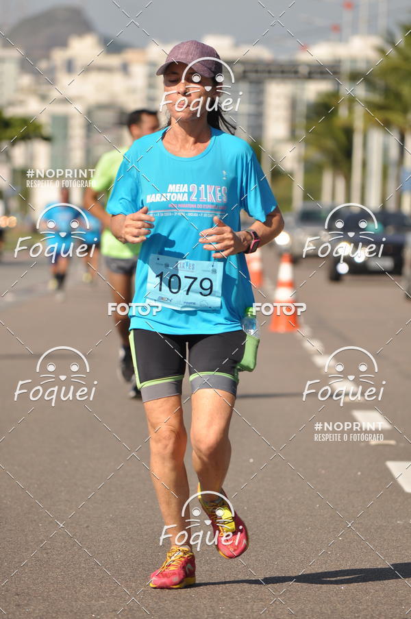 Buy your photos of the event21KES - Meia Maratona do Esprito Santo on Fotop