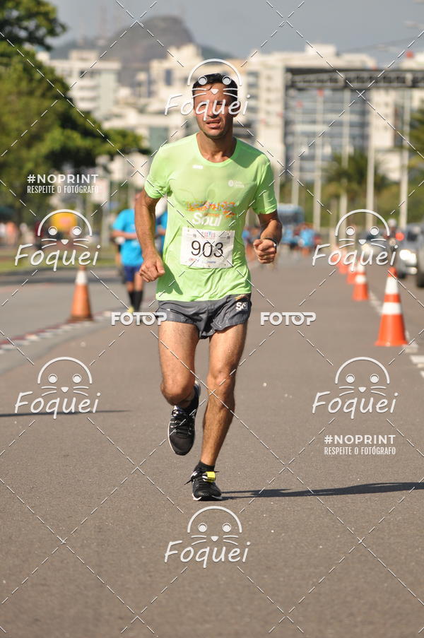 Buy your photos of the event21KES - Meia Maratona do Esprito Santo on Fotop