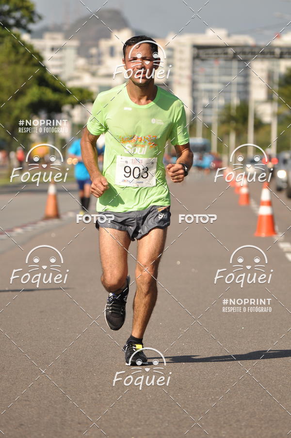 Buy your photos of the event21KES - Meia Maratona do Esprito Santo on Fotop