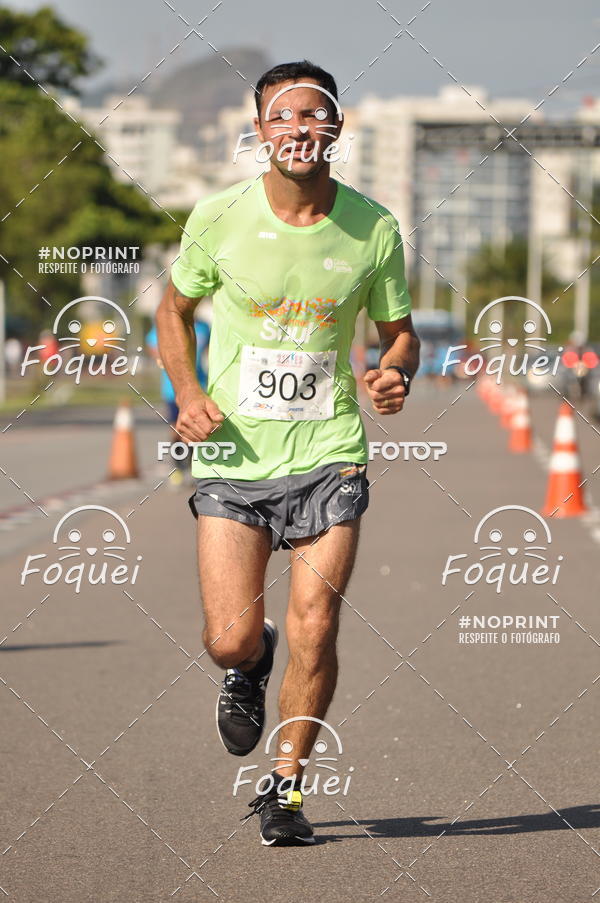Buy your photos of the event21KES - Meia Maratona do Esprito Santo on Fotop