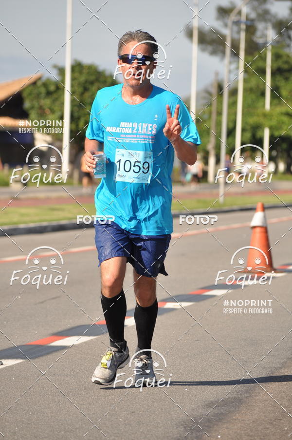 Buy your photos of the event21KES - Meia Maratona do Esprito Santo on Fotop
