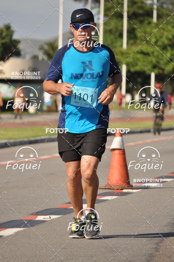 Buy your photos of the event21KES - Meia Maratona do Esprito Santo on Fotop