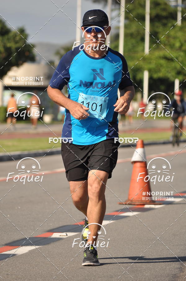 Buy your photos of the event21KES - Meia Maratona do Esprito Santo on Fotop