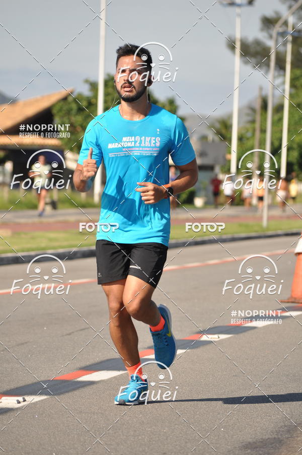Buy your photos of the event21KES - Meia Maratona do Esprito Santo on Fotop