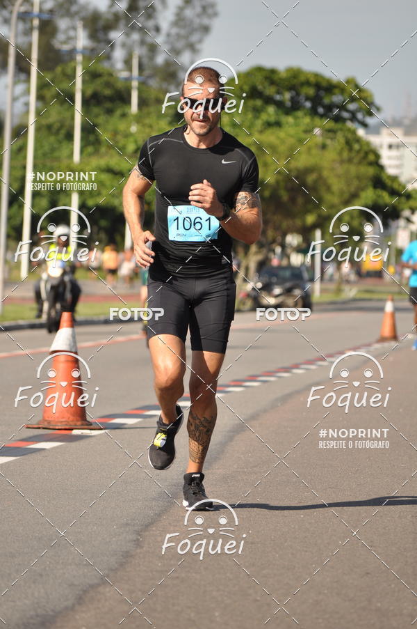 Buy your photos of the event21KES - Meia Maratona do Esprito Santo on Fotop