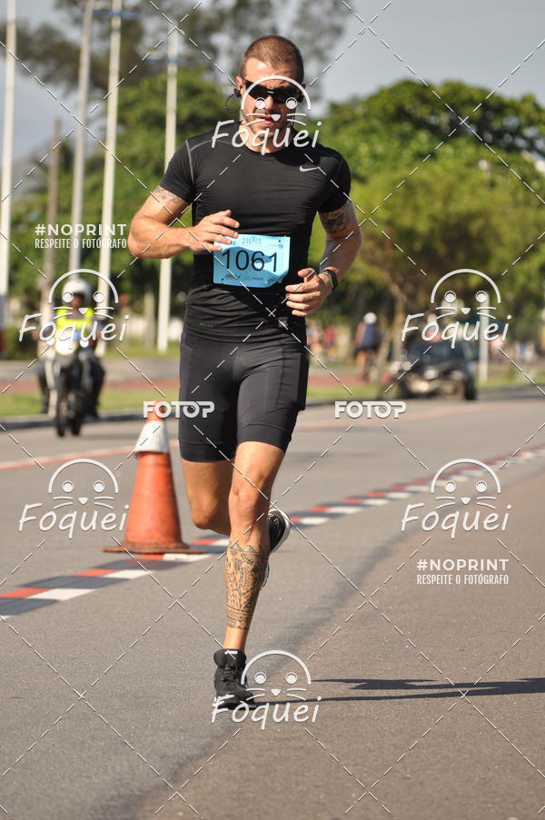 Buy your photos of the event21KES - Meia Maratona do Esprito Santo on Fotop