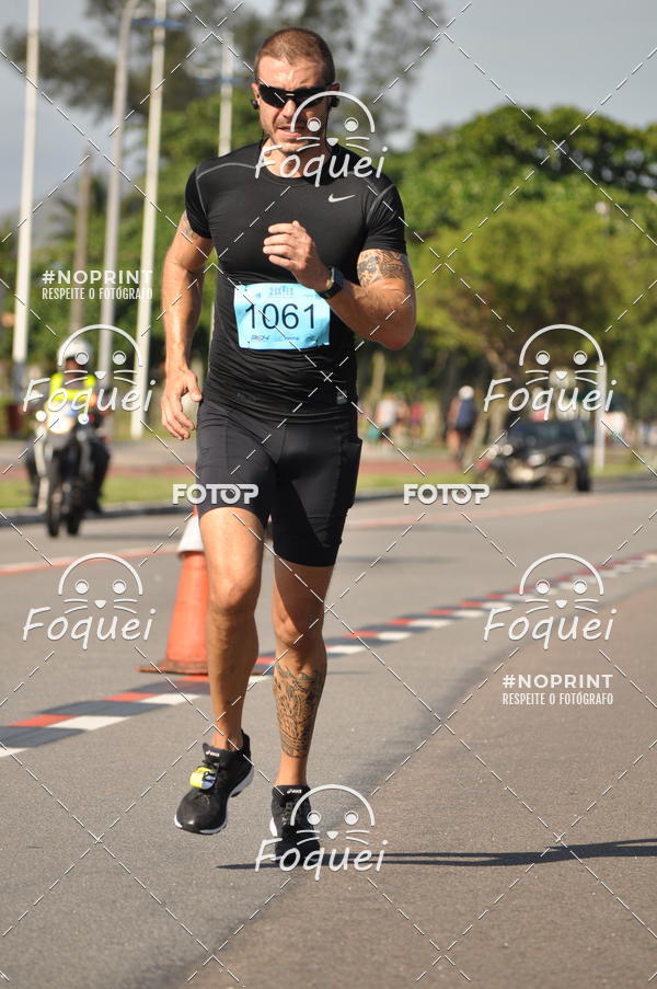Buy your photos of the event21KES - Meia Maratona do Esprito Santo on Fotop