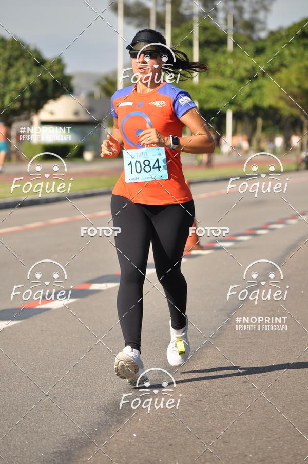 Buy your photos of the event21KES - Meia Maratona do Esprito Santo on Fotop