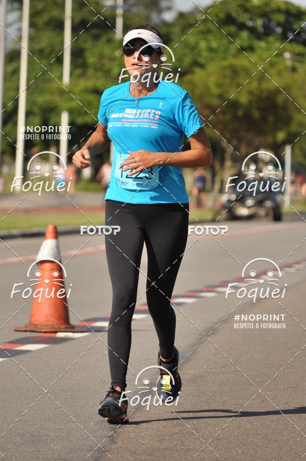 Buy your photos of the event21KES - Meia Maratona do Esprito Santo on Fotop