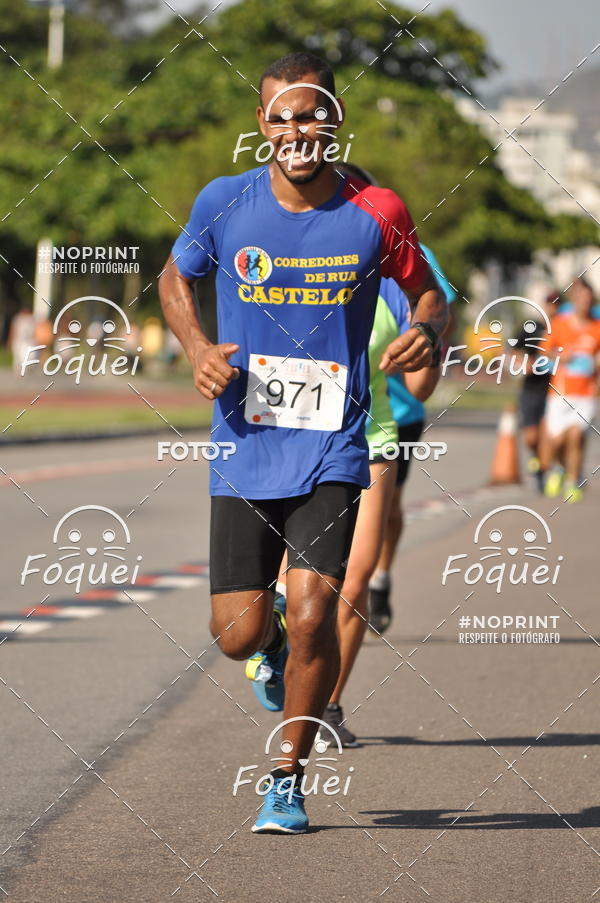 Buy your photos of the event21KES - Meia Maratona do Esprito Santo on Fotop